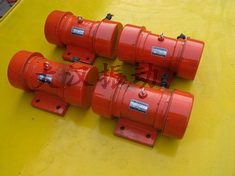 YZS振動(dòng)電機(jī):激振能力強(qiáng)，拆卸方便。